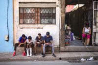 Kubánci se dočkali internetu v mobilech. Dovolit si to mohou jen někteří