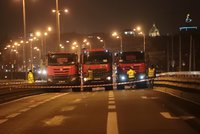 Na most v Bubenské se vrátí osobní auta: Ještě pár let vydrží, pak půjde k zemi