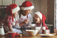 Vánoční pečení: 9 rad, než se pustíte do díla! Jak »oživit« loňské ořechy? Které cukroví nechat na konec?
