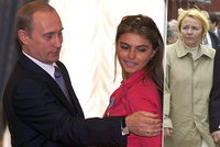 Ožením se, překvapil Putin Rusy. Vezme si tajemnou ženu s červenou kabelkou?