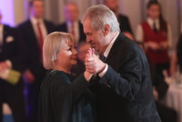 Zemanův ples na Hradě: Na smetánku čeká divočák, Faltýnek se pochlubil blondýnou