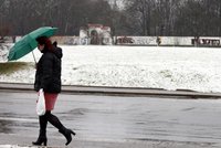 Čerstvě napadaný sníh v Praze dlouho nevydrží. Příští týden očekávejte déšť, sněžení a teploty kolem nuly