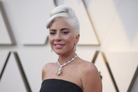 Lady Gaga zářila na Oscarech: Ohromila diamantem ze Snídaně u Tiffanyho