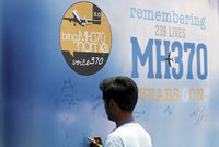 Nová teorie v případu zmizelého letu MH370: Únosci použili postup z 2. světové války