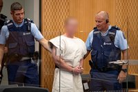 50 vražd a 39 pokusů o ně. Šílený střelec ze Zélandu se chce u soudu hájit sám