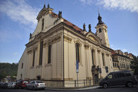 Kostel sv. Šimona a Judy v centru Prahy chce koupit město. Peníze na něj už našlo