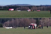 Na Náchodsku se zřítil čtyřmístný vrtulník: V troskách zahynuli dva lidé