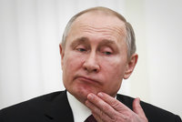 Lapkové vyřadili z provozu „utajené“ vládní spojení. Kremlu ukradli kabely