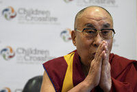 Strach o dalajlamův (83) život: Duchovní vůdce skočil v nemocnici
