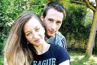 „Něžný manžel“ brutálně ubodal svou ženu. Němci jsou v šoku, vrah uniká