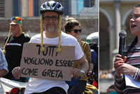 Aktivistka Greta (16) řečnila o klimatu v Římě. „Šťávu“ jí vyjelo 120 cyklistů