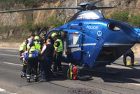 V Podbabě havaroval osmdesátiletý muž na tříkolce. Přiletěl pro něj vrtulník