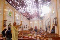 Češi neodletí kvůli bezpečnosti na Srí Lanku. Cestovky stornují zájezdy