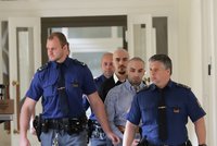 ONLINE: Soud s nizozemskými mlátičkami: Padne rozsudek za napadení číšníka!