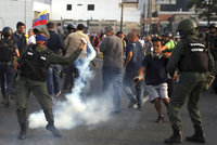 Sok Madura zavelel do poslední fáze boje o převzetí moci. Venezuela zažívá převrat