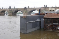 Test protipovodňových opatření v Praze: Jako první zavírá Čertovka