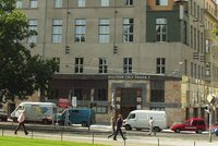 Praha 2 chce získat nemovitosti v Riegrových sadech: O Šretrově restauraci a pozemcích jedná s vlastníkem