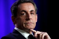 Uplácel soudce? Exprezidenta Sarkozyho ženou k soudu, odhalily ho odposlechy