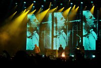 Metronome Festival, den 2: Výstaviště ovládli legendární Kraftwerk, na Primal Scream se tančilo