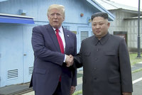 Trump dostal od Kima „velmi krásný“ dopis. Je další summit o odzbrojení na obzoru?