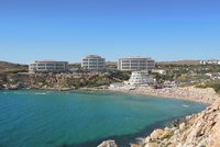 Vybíráte letní dovolenou u moře? Na Maltě lákají turisty na kapesné až 5200 korun na osobu