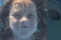 Dívka (†10) zemřela v bazénu: Probila ji elektřina ze světla, na které sáhla pod vodou
