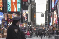 Panika v New Yorku: Tisíce lidí vyděsil rachot motorek, báli se dalšího střeleckého masakru