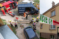 Smrt mladíka (†18) zavaleného zdí na Hradecku vyšetřuje policie: Podezření na nedbalost