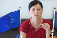 Jourová v Bruselu povýšila. Bude krýt záda šéfce komise a hlídat hodnoty EU
