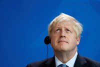 Žádný odklad nebude, tvrdí zarputilý Johnson. Vyřeší brexitový pat předčasné volby?