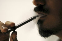 E-cigarety zabíjí? V USA jim přisuzují už na 40 obětí