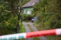 Policisté v Berouně vyšetřují vraždu muže: Zadrželi mladíka s dívkou (oba 20)