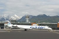 Adria Airways hlásí bankrot a ruší všechny lety. Krach aerolinek se dotkne i Čechů