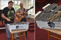 Jediný na světě! Hudebníci z Oder vytvořili xylofon z břidlice a hraje krásně