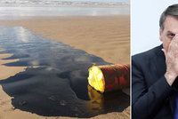 Ropa znečistila přes sto pláží. „Má kriminální původ,“ tvrdí prezident Brazílie