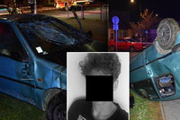 Martin (17) srazil dvě dívky (14): Ujížděl policii, jednu oběť vláčel pod autem