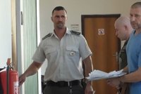Pedofilní učitel za mřížemi chystal pomstu: Chtěl nechat znásilnit děti státního zástupce!