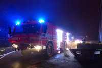 Dohra tragického požáru v Bílině: Lidé kritizovali hasiče na sítích, ti jim to vrátili
