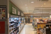 Vypečené do černa: V pražském supermarketu chytla pec na pečivo