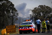 Lidé utíkají před ohnivým peklem: Austrálie nařídila evakuaci, čeká „katastrofu“