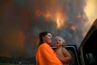 Ničivé požár mají už čtyři oběti. V Austrálii marně čekají na pořádný déšť
