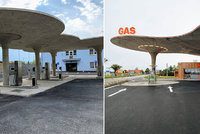 Kopie slavné benzínky v Libni: Majitel musel překrýt čísla a dodat vysvětlující štítky