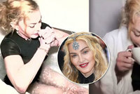 Přípravy Madonny (61) před turné: Koupání v ledu a pití moči ze šálku?!