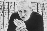 Emigrant Kundera je znovu Čech, vrátili mu občanství. Češkou je dál i jeho žena Věra