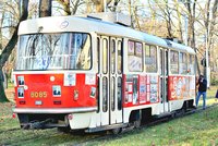Legendární tramvaj brázdí pražské ulice: Připomíná Václava Havla (†75) i sametovou revoluci