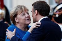 „Roztřesená“ Merkelová na odchodu zadními dveřmi? Vydrží až do 2021, míní expertka