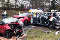 Smrtelná nehoda v Chrudimi: Jeden řidič zemřel, několik dalších je zraněno!