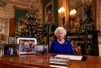 Alžběta II. promluvila o sporech a usmíření: Obtížný rok pro Británii i královskou rodinu