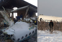 Letadlo se 100 lidmi se zřítilo k zemi: 12 mrtvých a zraněné děti v Kazachstánu