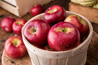 7 důvodů, proč jíst jablka! A proč je neloupat?